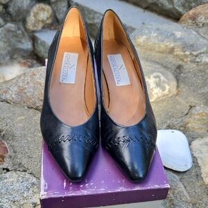 Naturalizer Black Leather Heels